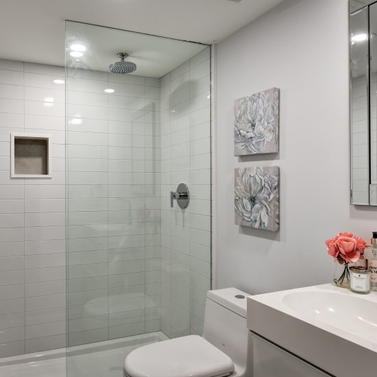 bathroom with shower stall