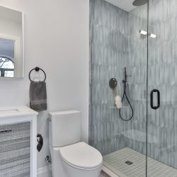 bathroom with stand-up shower